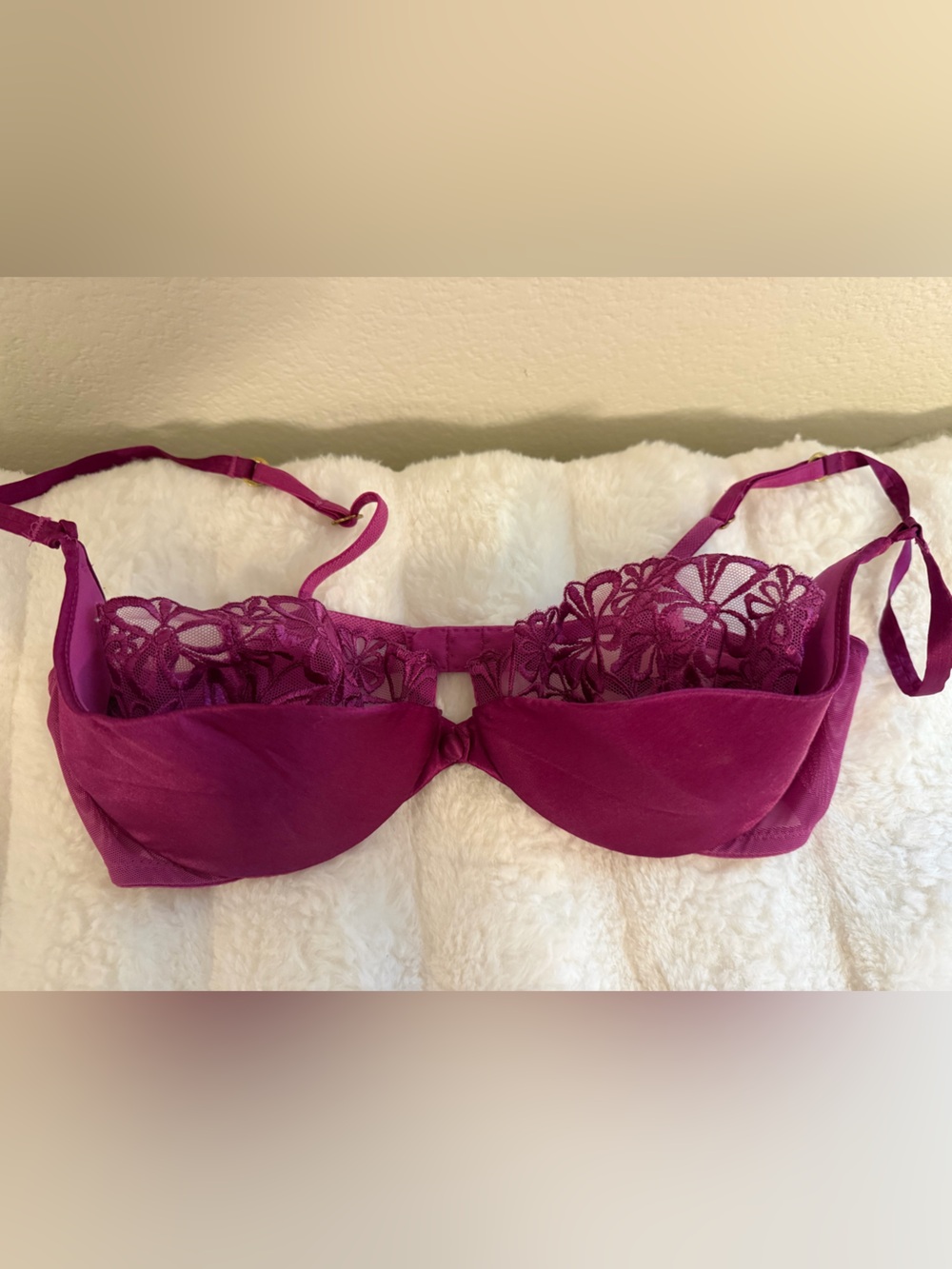 Vintage Victoria's Secret Y2K Floral Embroidered Push-Up bra 34C